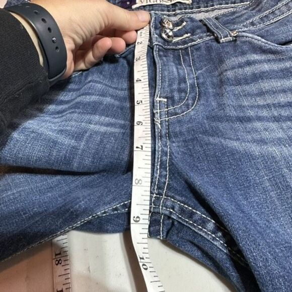 Vigoss Women's Mid-Rise Cuffed Fit Capri Jeans Blue Denim Medium Wash Size 9 - Picture 11 of 11